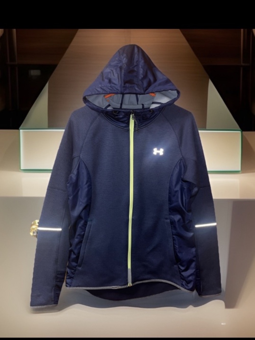 Under Armour Cold Gear Yellow Zipper Jacket Hooded Reflective Accents 👍Holes SzM